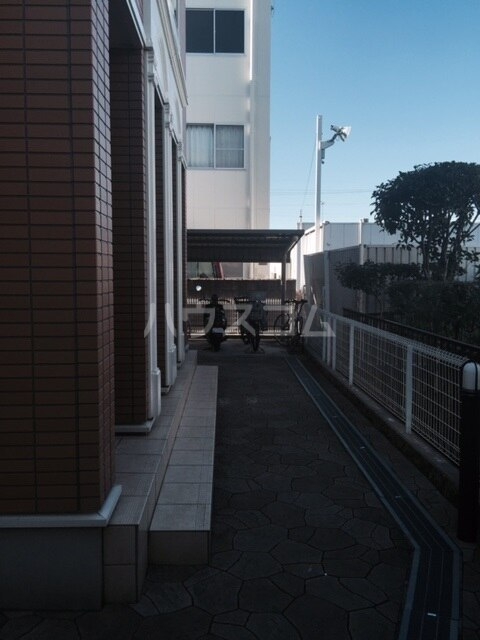 13/20 エントランス