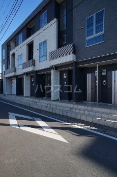 21/30 エントランス