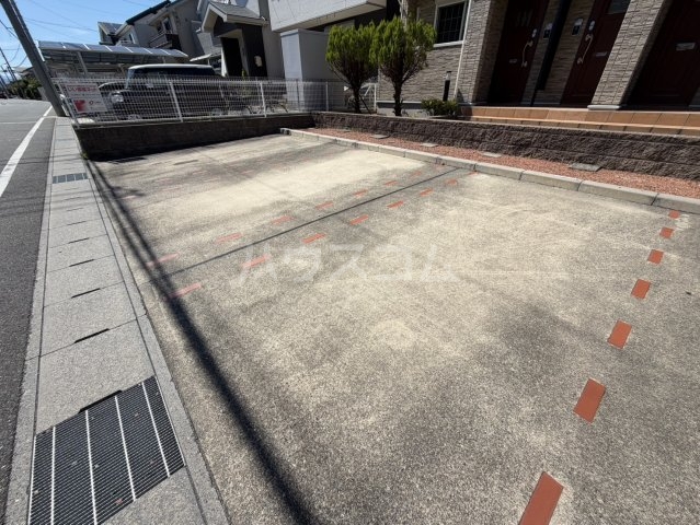 2/8 駐車場