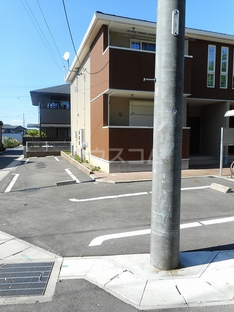 14/19 駐車場