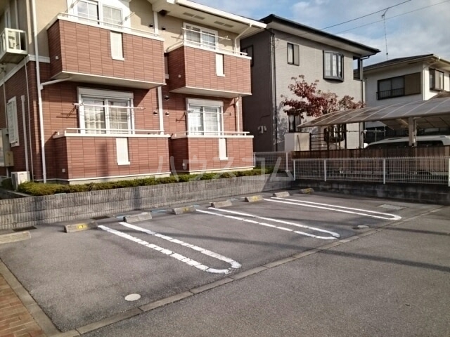 2/8 駐車場