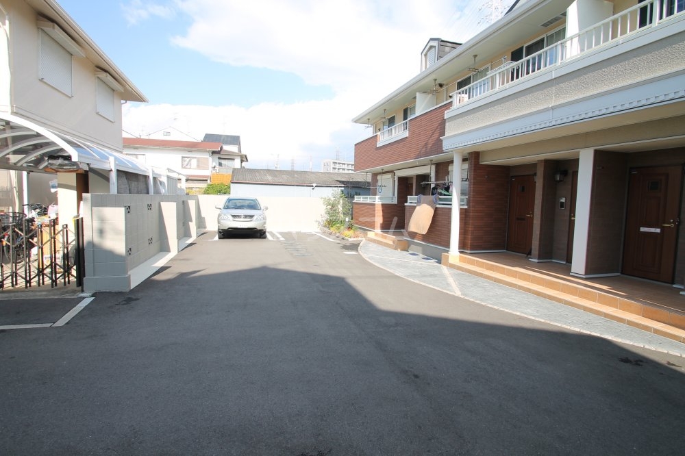 21/27 駐車場
