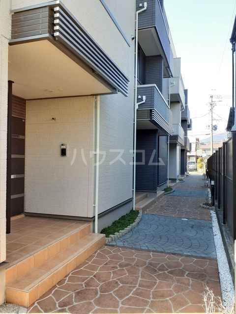 14/20 エントランス