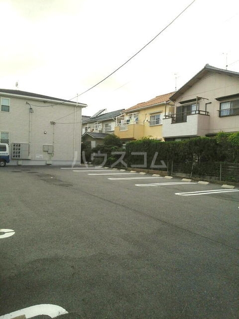 14/21 駐車場