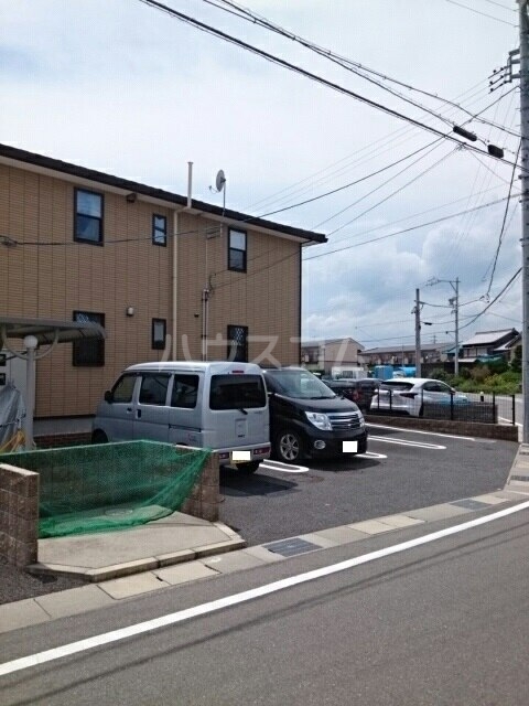 14/20 駐車場