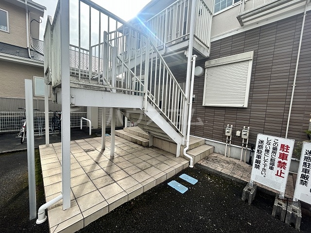 3/8 エントランス