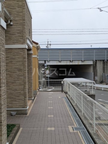 2/30 外観