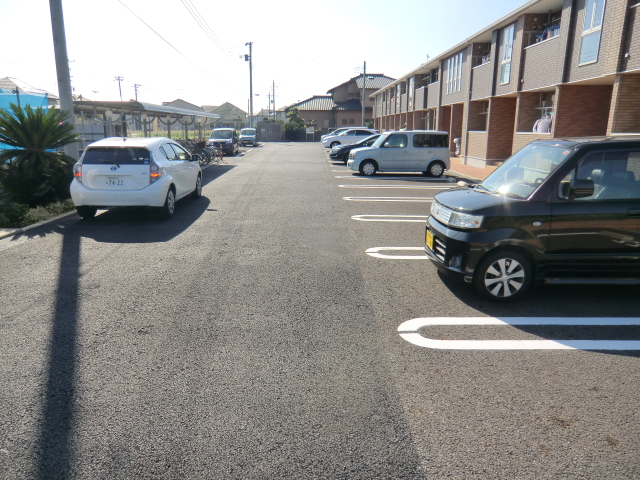 22/30 駐車場