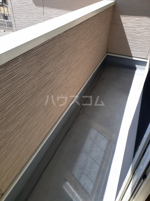 13/20 バルコニー