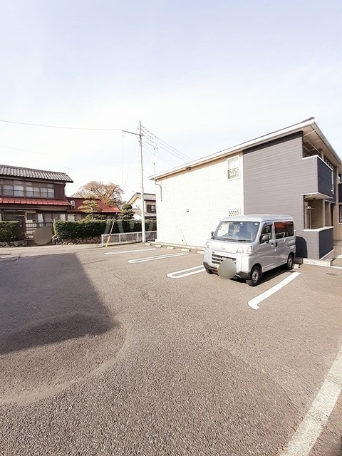 15/28 駐車場