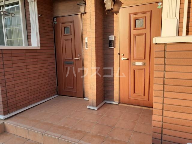 13/17 エントランス