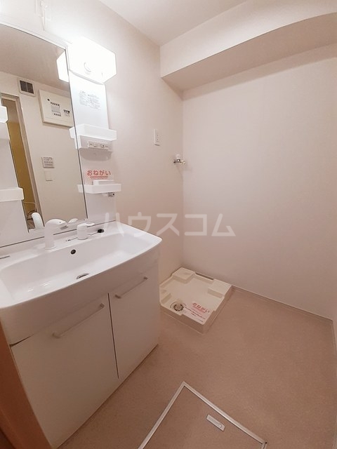 17/28 洗面