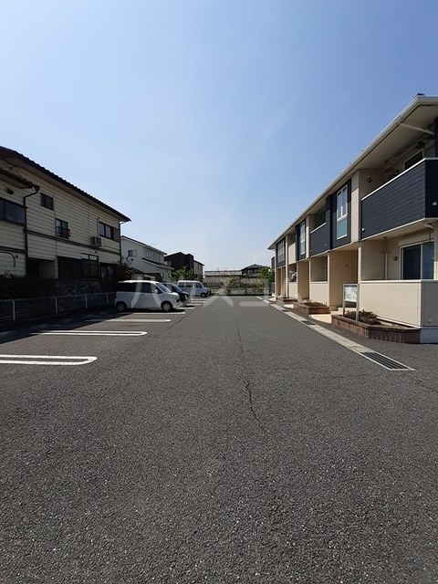 15/27 駐車場