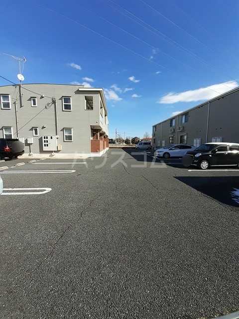 15/21 駐車場