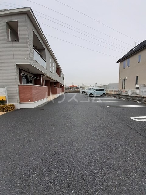 15/27 駐車場
