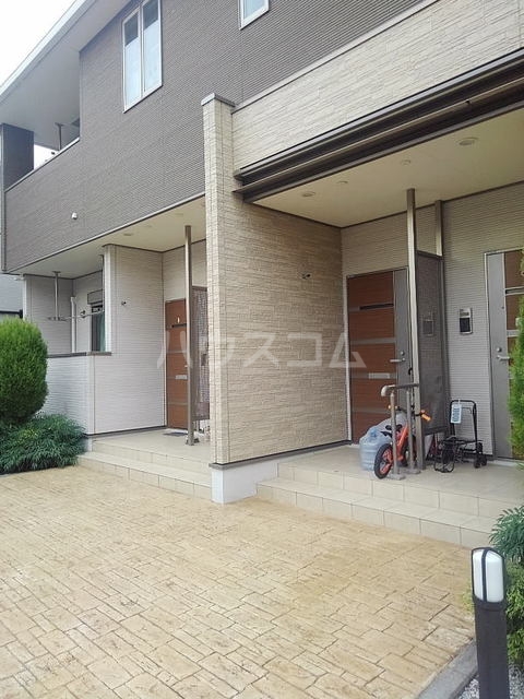 15/21 エントランス