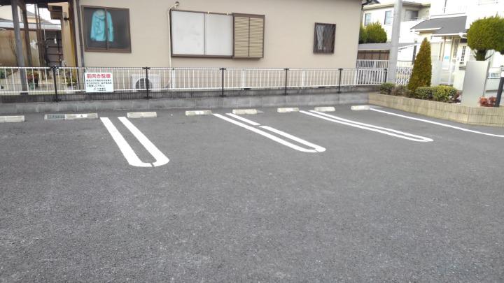 20/30 駐車場