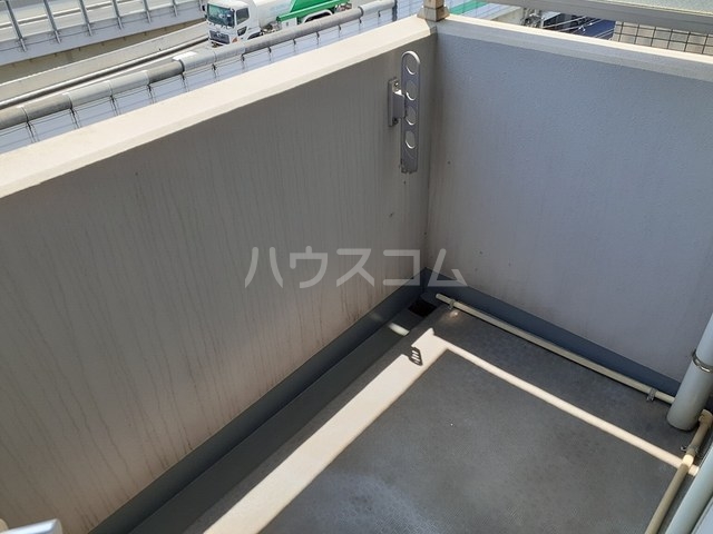 19/28 バルコニー