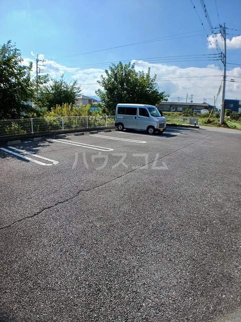 15/27 駐車場