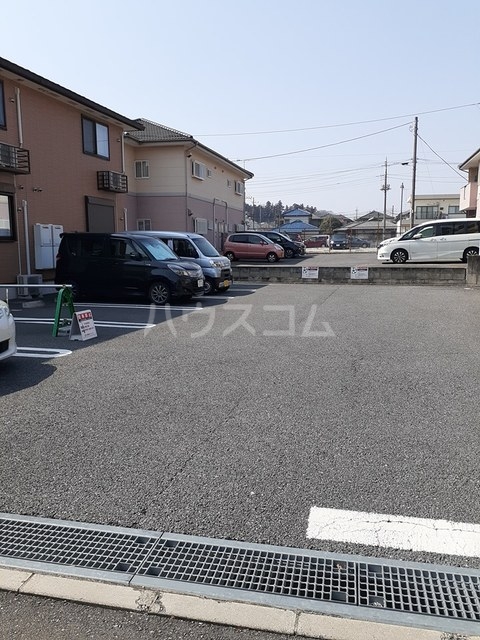 15/27 駐車場