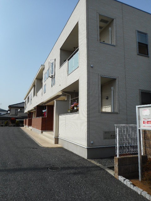 18/28 駐車場