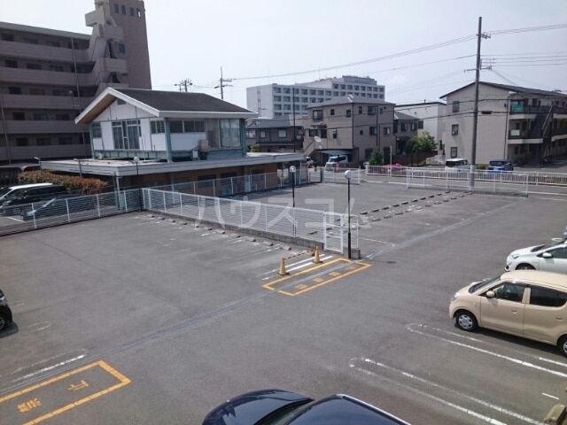 14/20 駐車場
