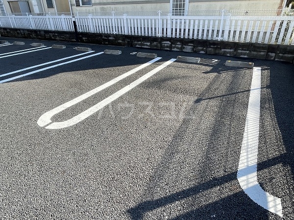 2/6 駐車場