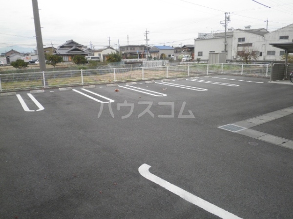14/20 駐車場