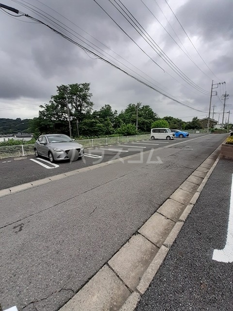 15/21 駐車場
