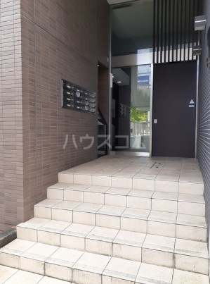 29/30 エントランス