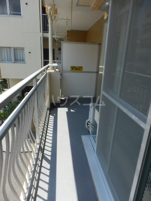17/28 バルコニー