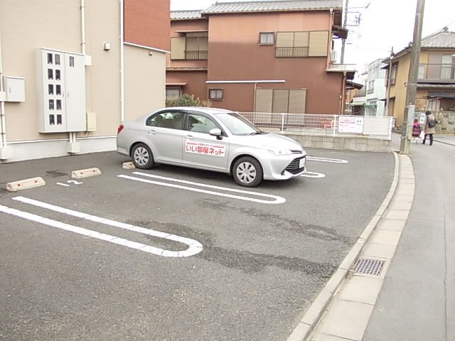 14/20 駐車場