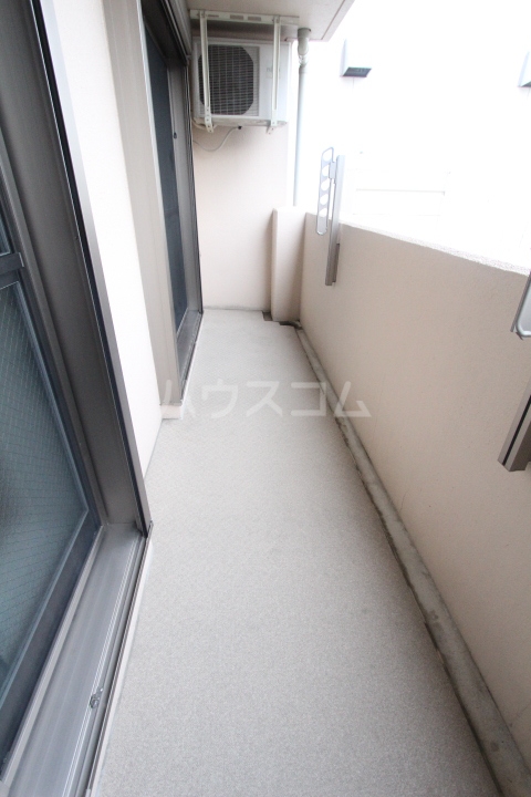 20/30 バルコニー