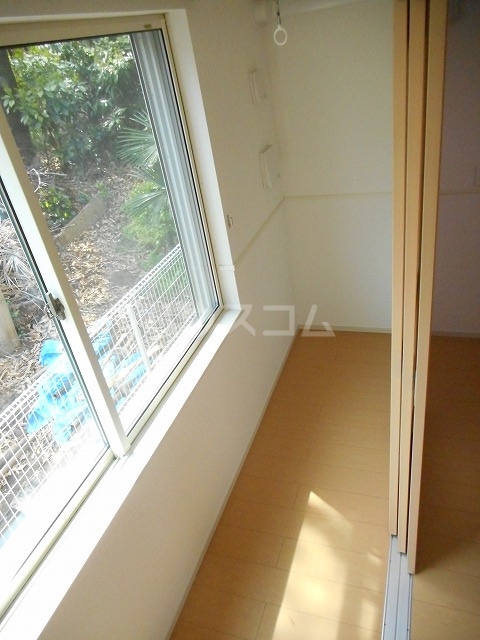 20/27 バルコニー