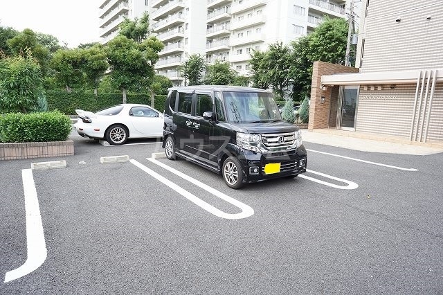 3/5 駐車場