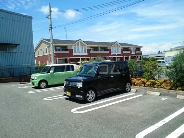 14/20 駐車場