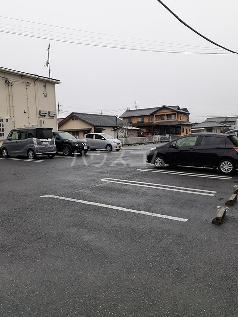 2/14 駐車場