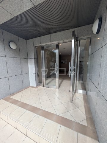 5/8 エントランス