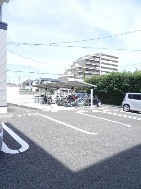 27/30 駐車場