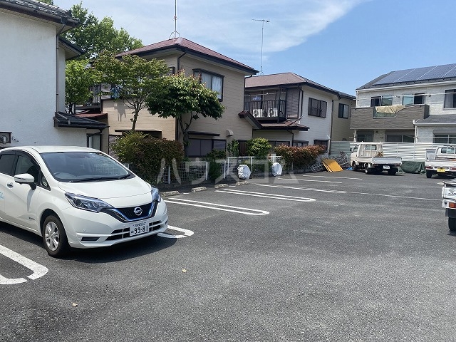 26/30 駐車場