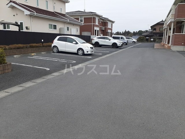 2/8 駐車場