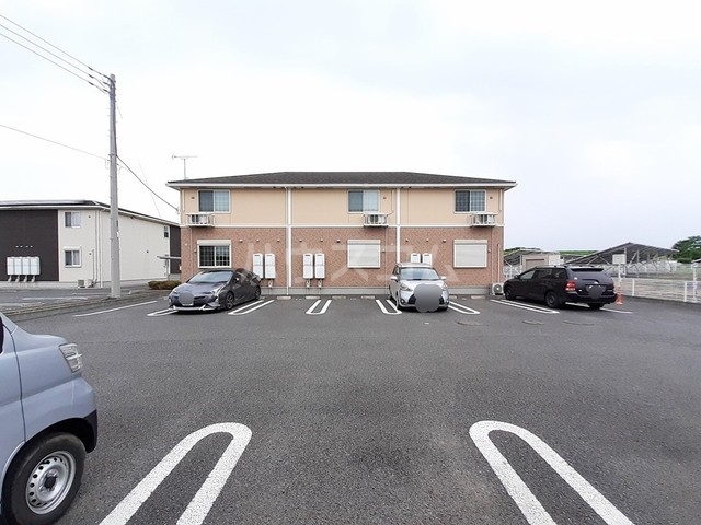 2/8 駐車場