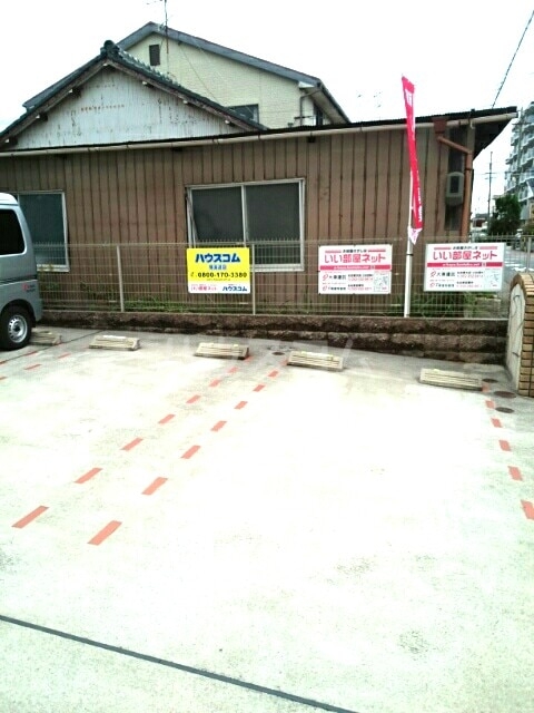 14/20 駐車場