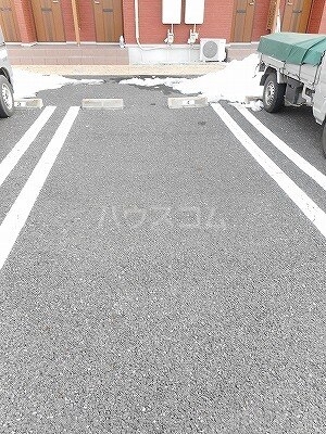16/22 駐車場