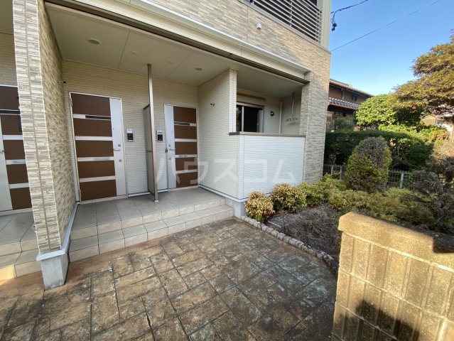 3/10 エントランス