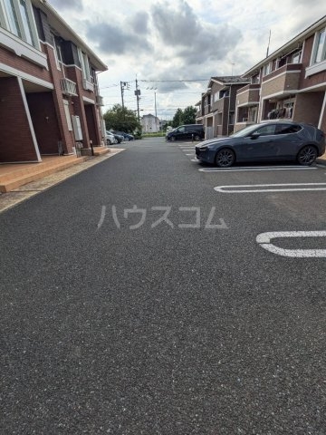 23/30 駐車場