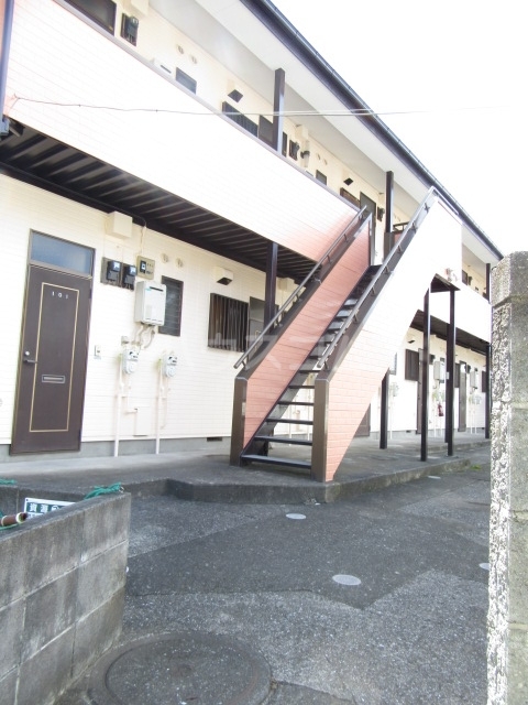 17/28 エントランス