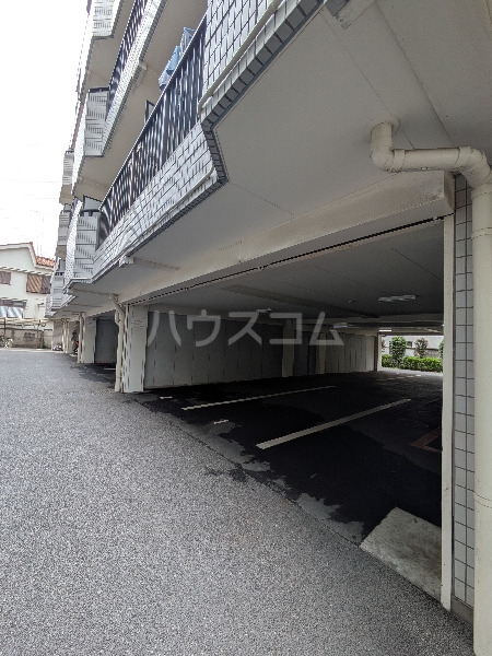 24/30 駐車場