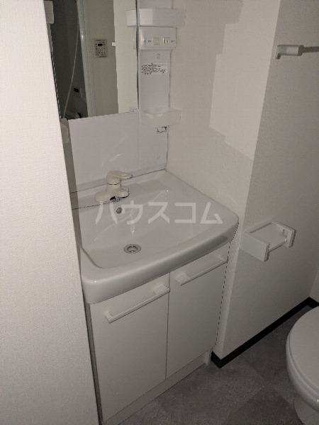 13/30 洗面