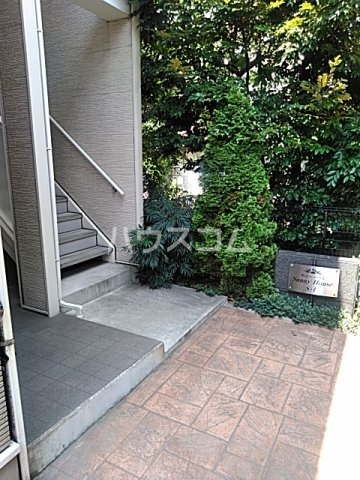 2/10 エントランス